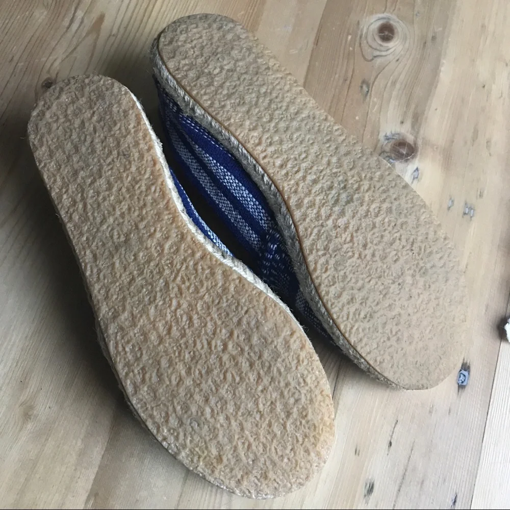 Kaanas 37 blue and white textile espadrille